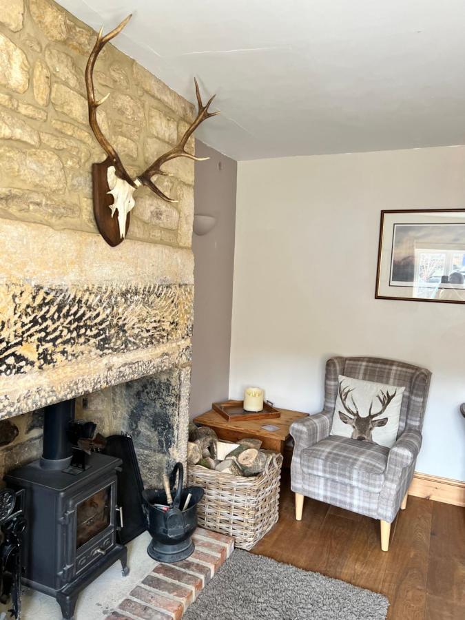 Spaniel Cottage With Views Of Ham Hill, Stoke Sub Hamdon Martock Bagian luar foto